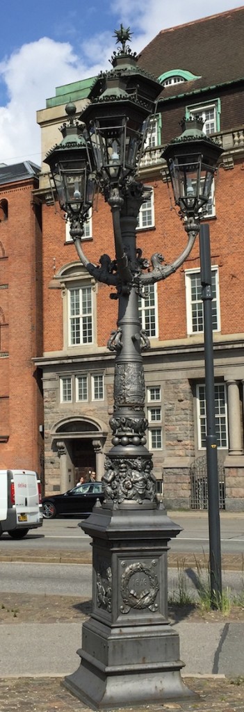 lamppost